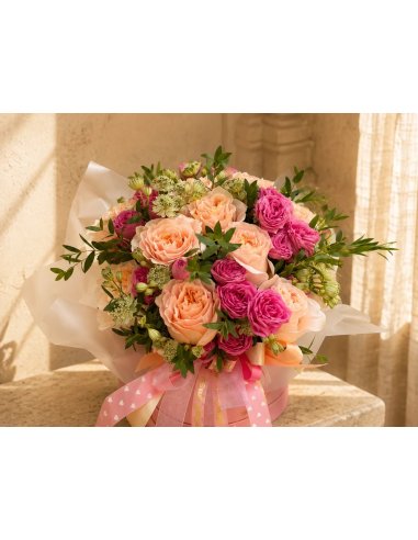 Roses Flower Box | Flowers in a Box Delivered in Mallorca